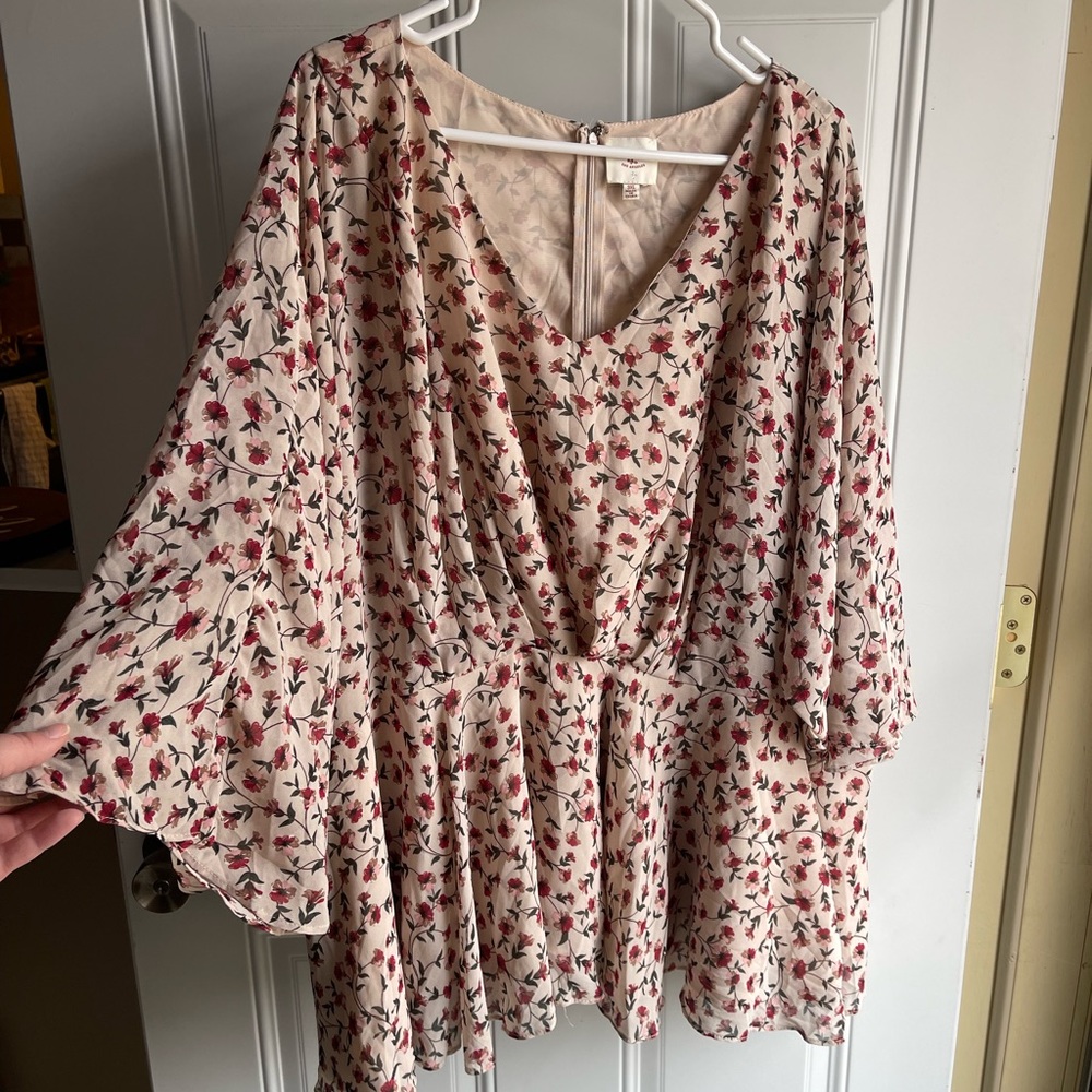 Hayden Women’s Plus Size Blouse